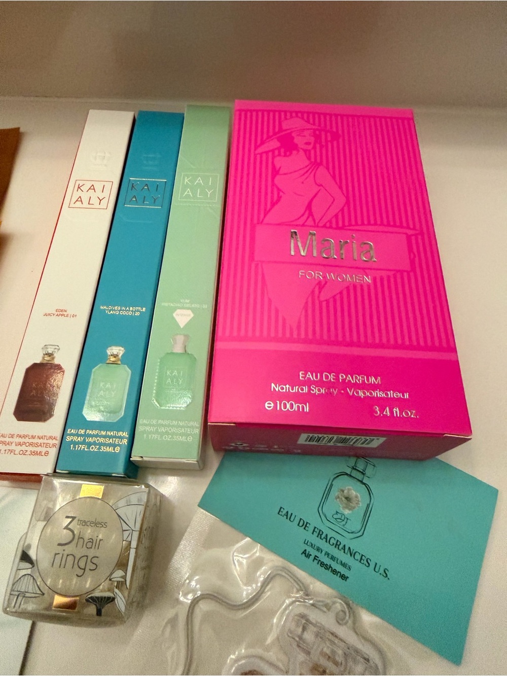 Massive lot of beauty samples!!! Brands like Georgio Armani, Viori, Tatcha, etc. - Picture 9 of 16